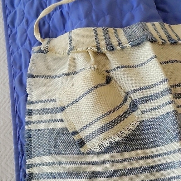 Au Terroir Hand-Loomed Woven Half Apron Canada - Picture 2 of 4